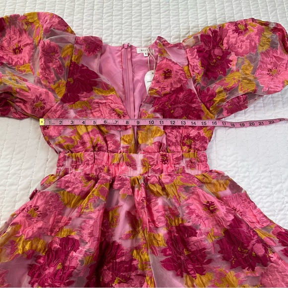 NWT Billy J V-Neckline Floral Puff Sleeve  Abel Mini Dress - Picture 5 of 16